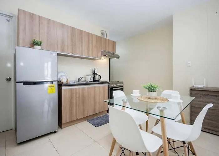 Apartment Furnished 2-bedroom In Avida Towers Riala, It Park With Fast Wifi, Netflix, Pool And