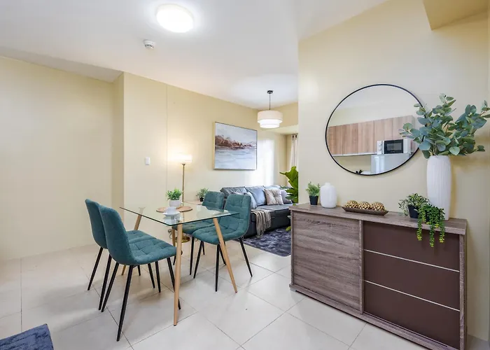 Apartment Furnished 2-bedroom In Avida Towers Riala, It Park With Fast Wifi, Netflix, Pool And