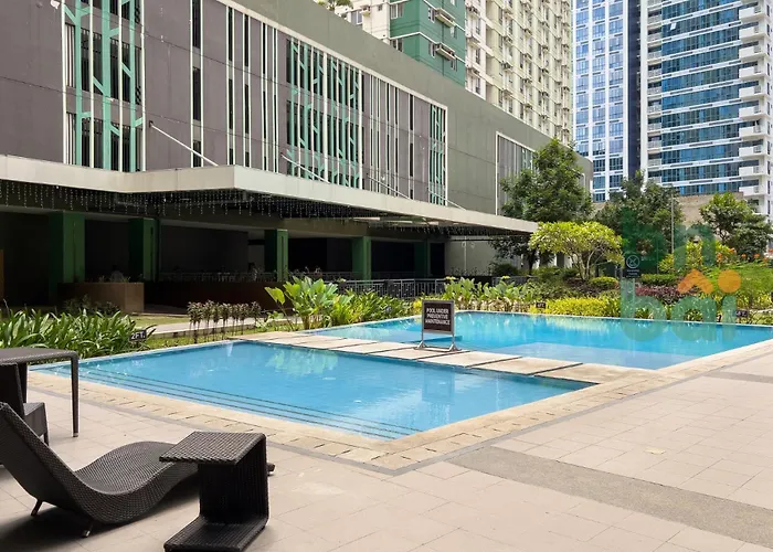 Furnished 2-bedroom In Avida Towers Riala, It Park With Fast Wifi, Netflix, Pool And Cebu