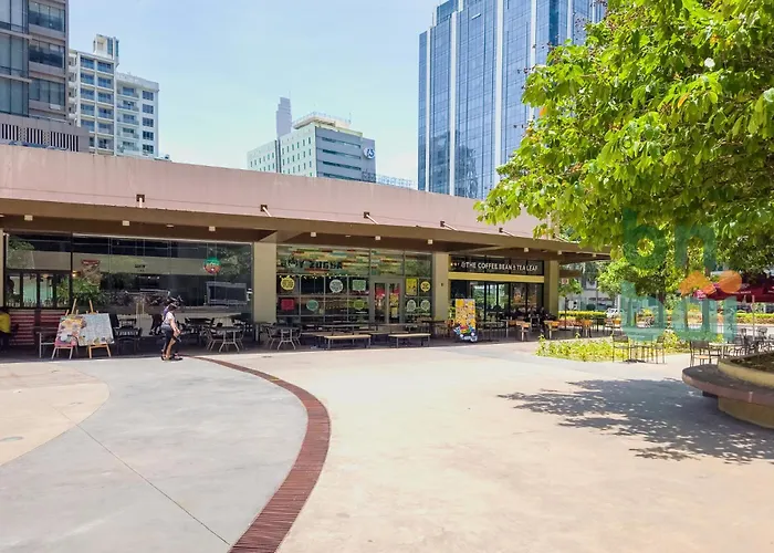Furnished 2-bedroom In Avida Towers Riala, It Park With Fast Wifi, Netflix, Pool And Cebu